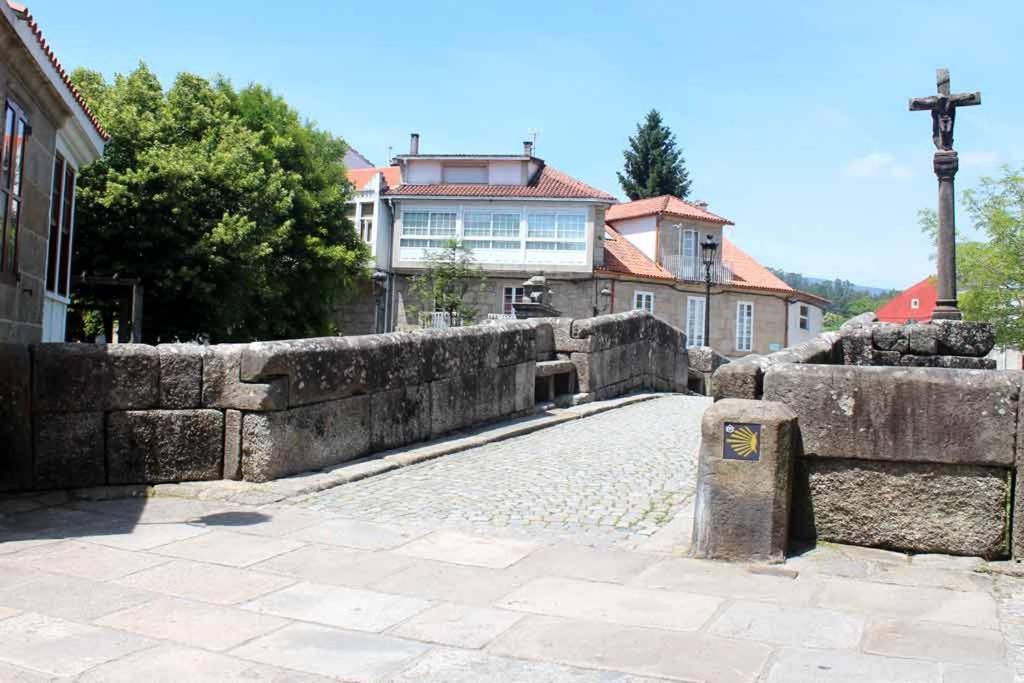A Casa Do Latoneiro Hotell Caldas De Reis Exteriör bild